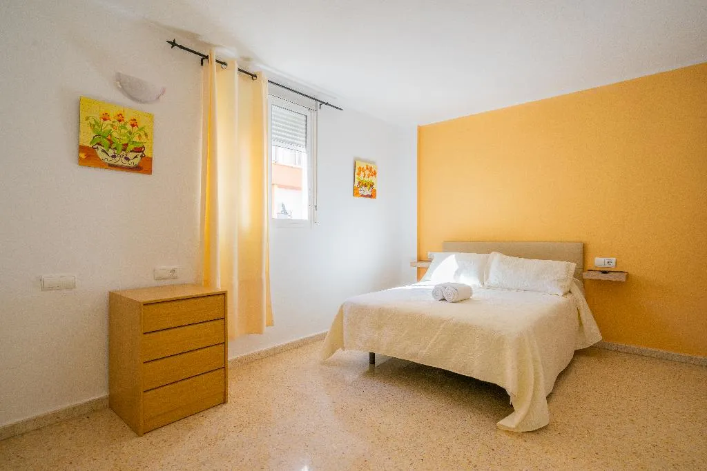 SINGLE BASIC Room, Hotel Velis, Costa Del Sol