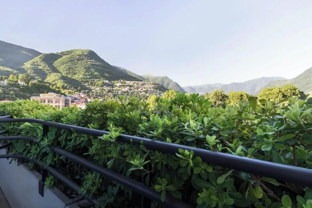 DOUBLE DELUXE WITH TERRACE Room, Sheraton Lake Como, Milan