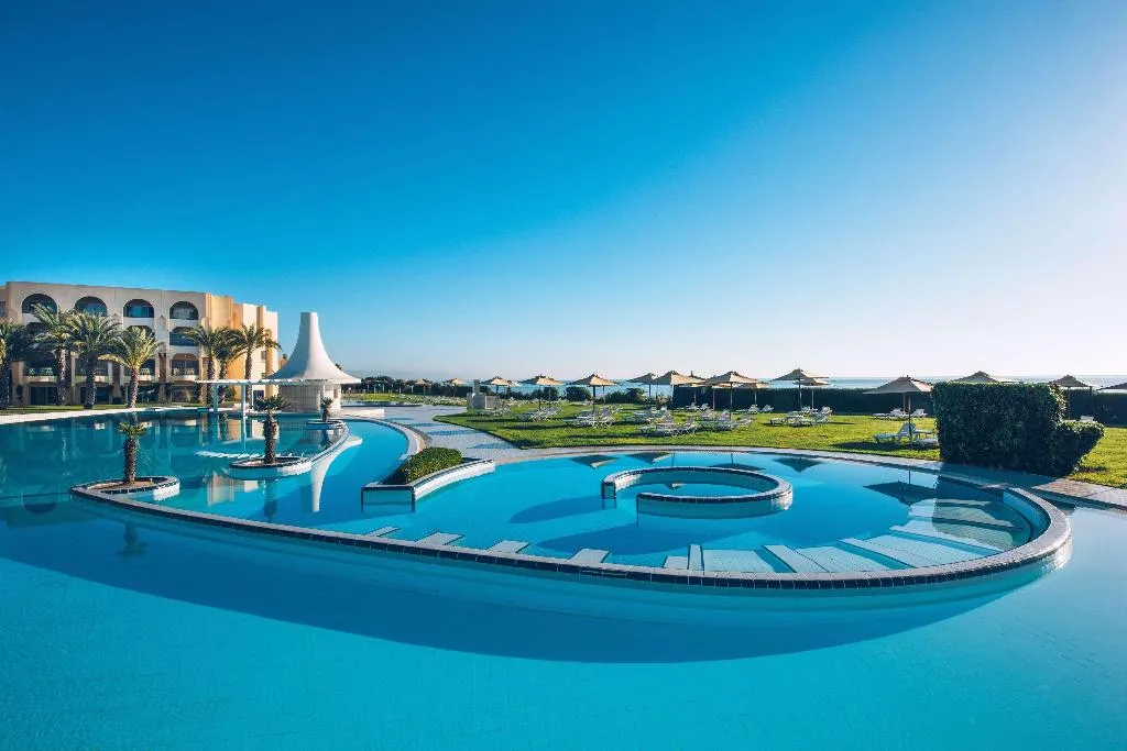 Pool, Iberostar Waves Averroes, Tunisia