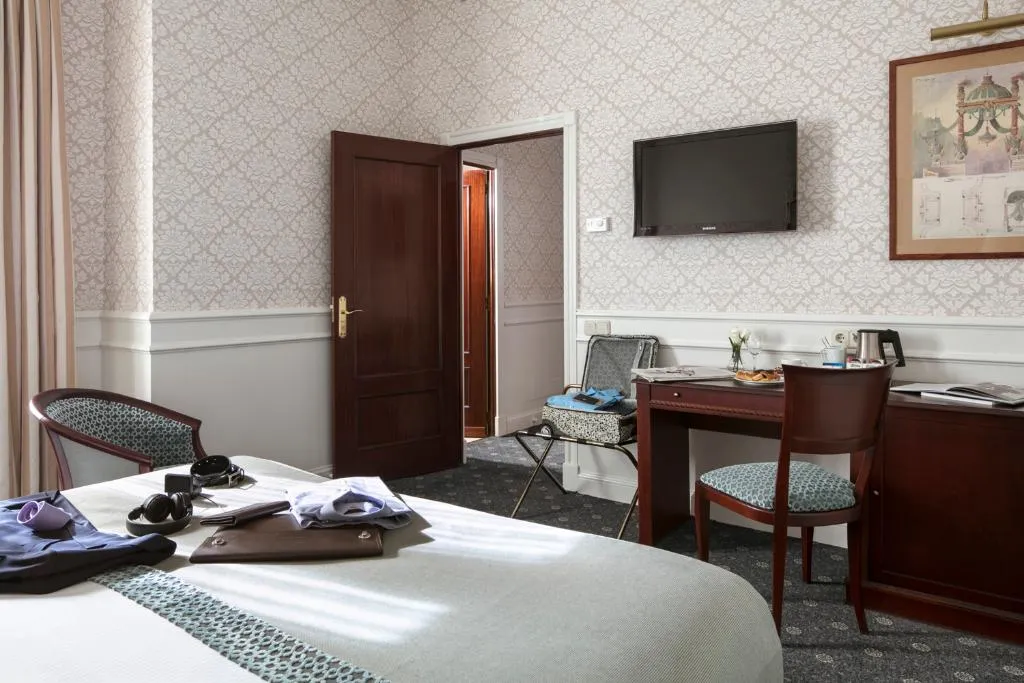 SINGLE STANDARD Room, Emperador, Madrid