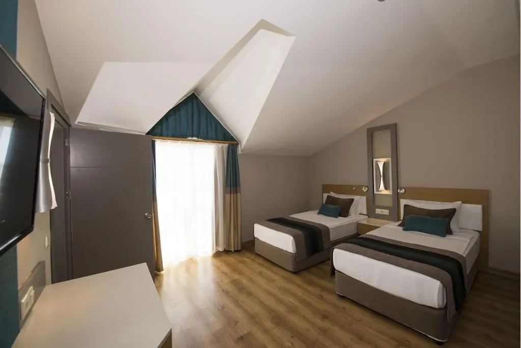FAMILY ROOM DUPLEX Room, Palm World Resort & Spa, Antalya