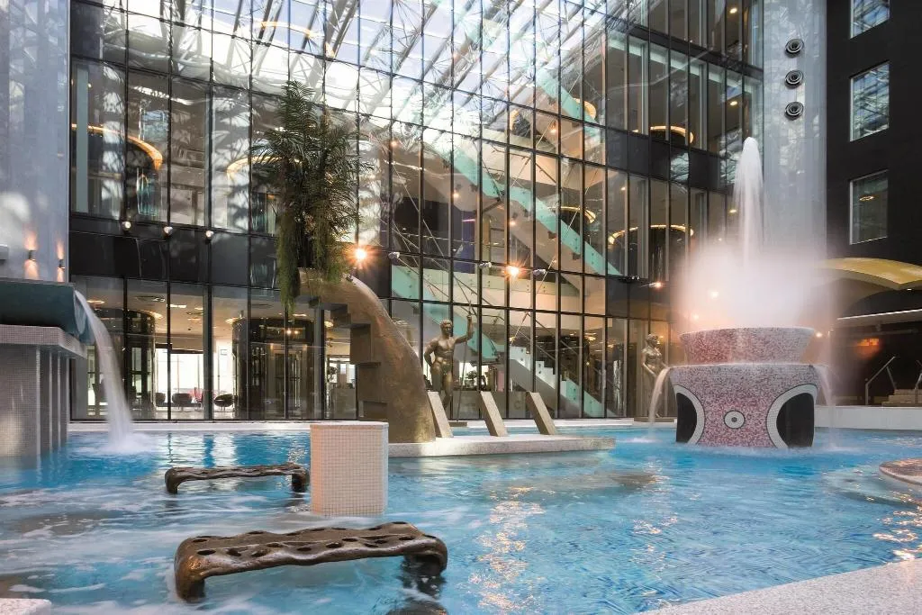 Pool, Tallink Spa & Conference Hotel, Tallinn