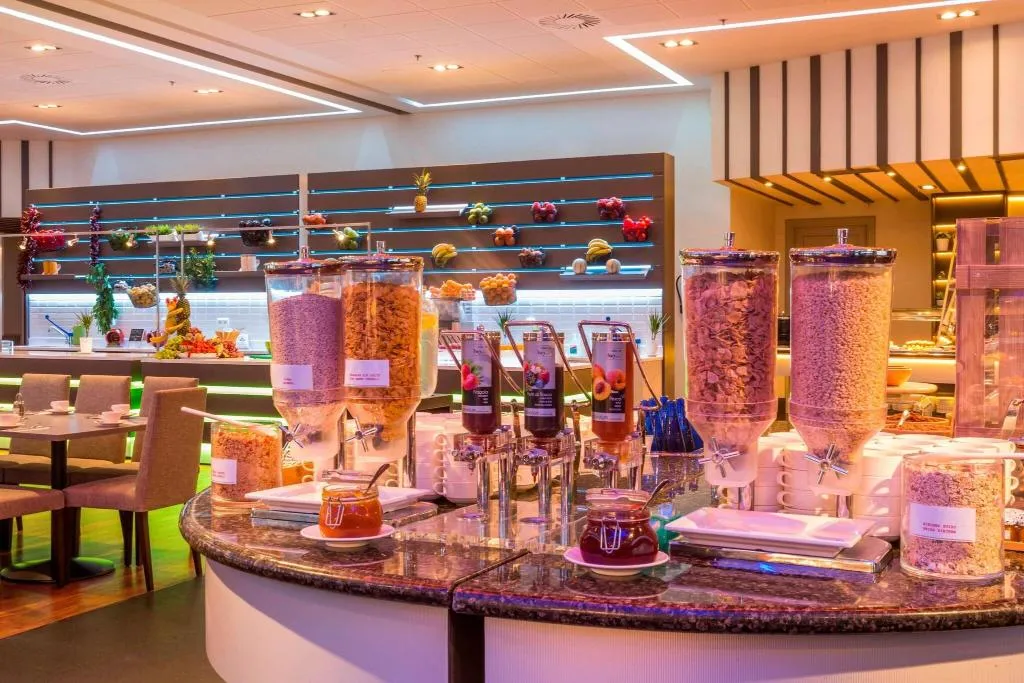 Restaurant, Marriott Hotel Madrid Auditorium, Madrid