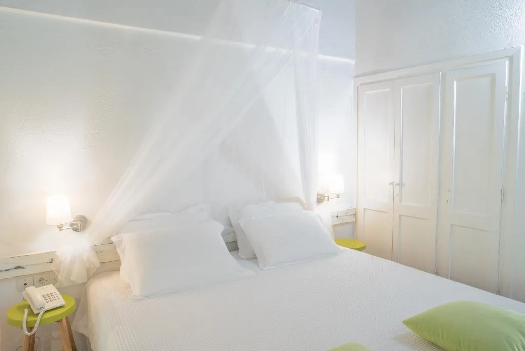 JUNIOR SUITE STANDARD Room, Skiathos Holidays Hotel, Skiathos