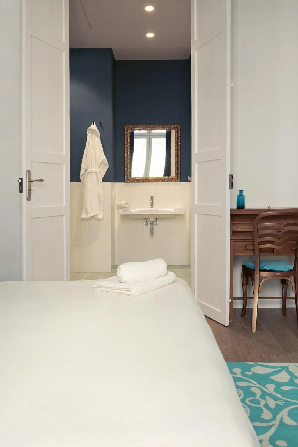 Room, L'Esplai Valencia, Valencia