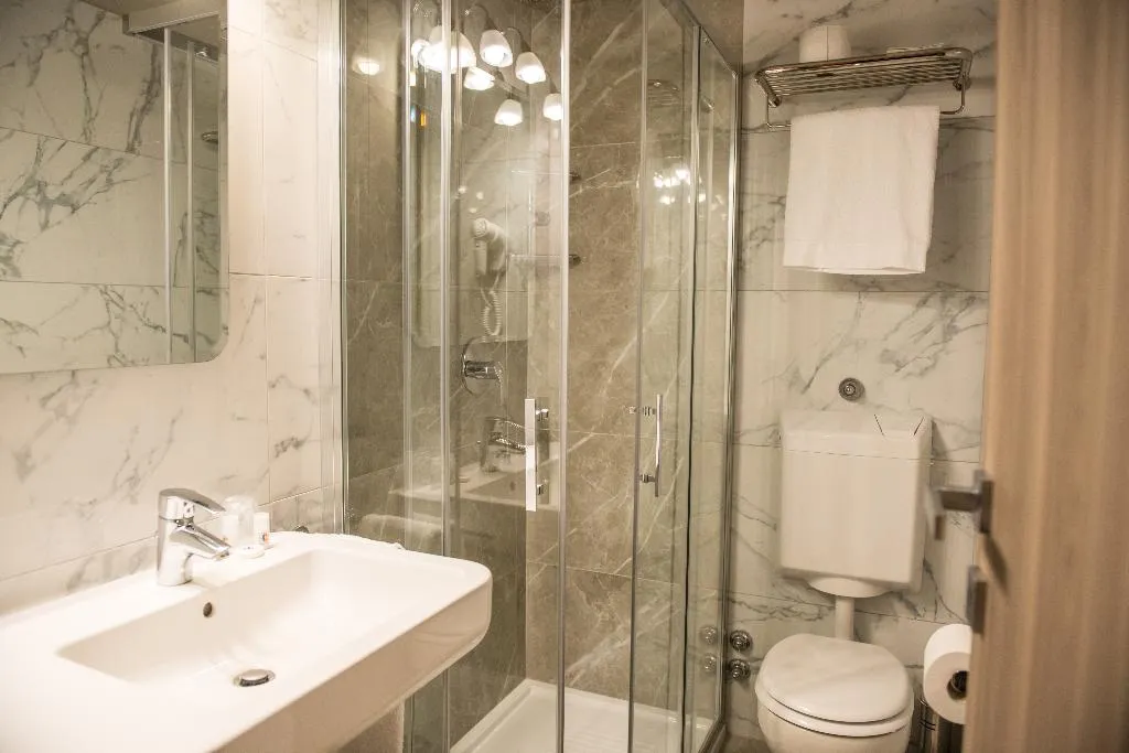 QUADRUPLE STANDARD Room, Cardano Hotel Malpensa, Milan