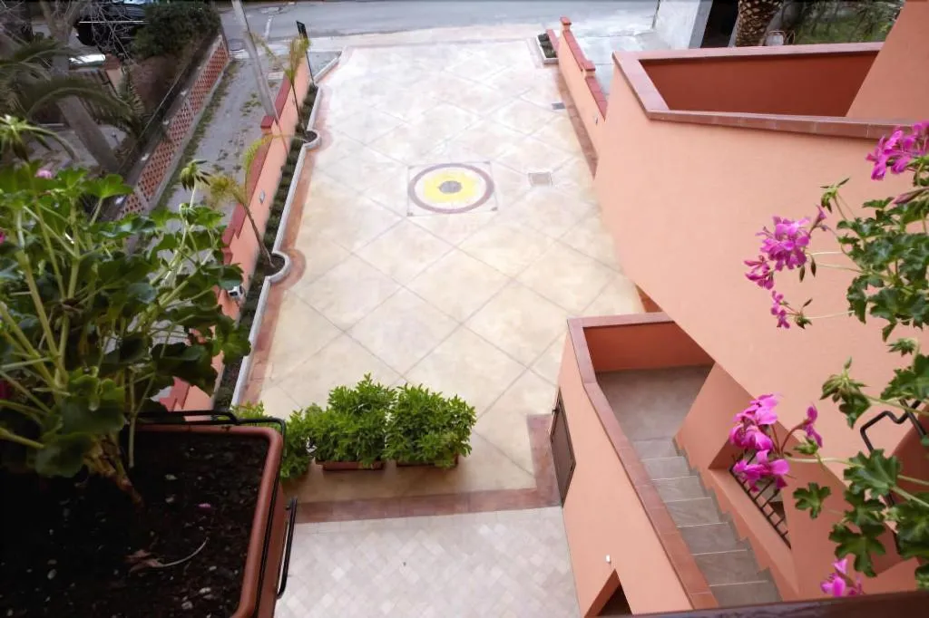 Terrace, Il Girasole Capo d'Orlando, Olbia