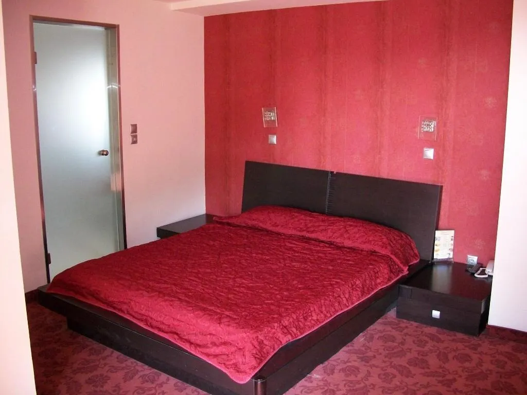 Room, Minoa, Athens