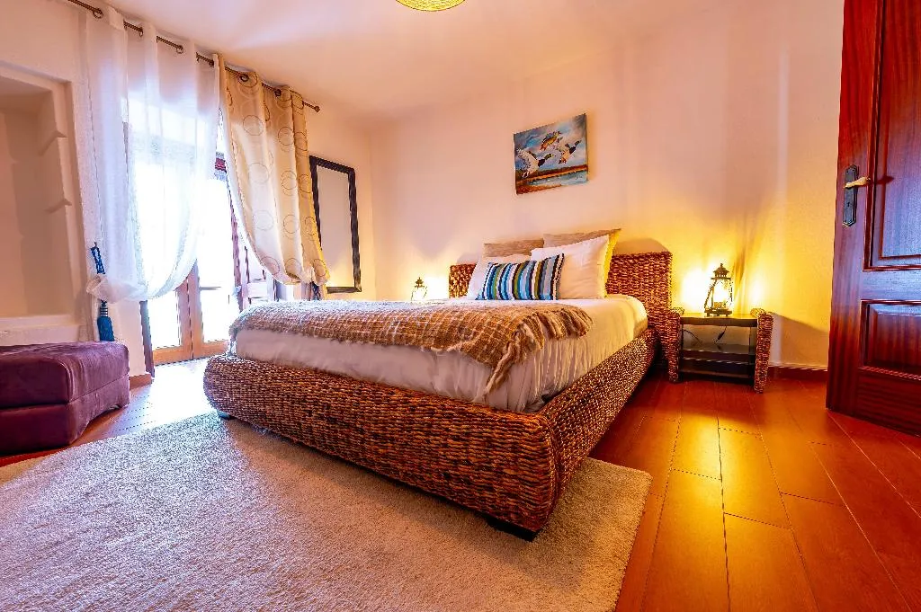 TRIPLE GARDEN VIEW WITH BALCONY Room, Quinta Do Quinto, Porto