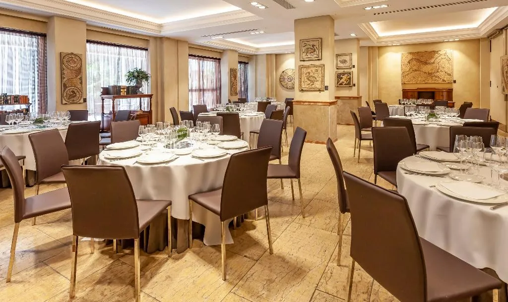 Conferences, Hotel Villa Real, Madrid