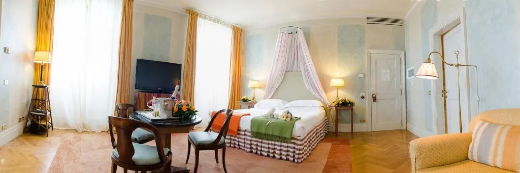 Room, Antica Torre di via de Tornabuoni 1, Florence
