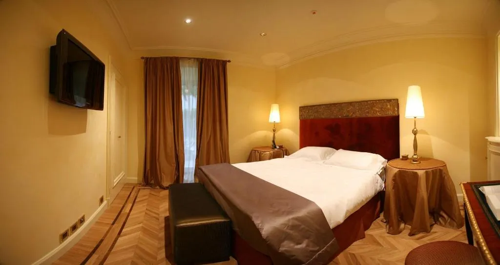 Room, Villa Duse, Rome