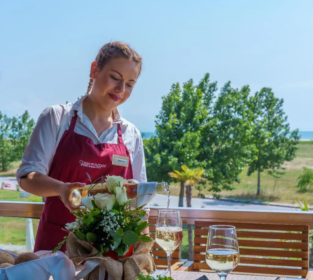 Restaurant, Cosmopolitan Hotel by GHH, Thessaloniki