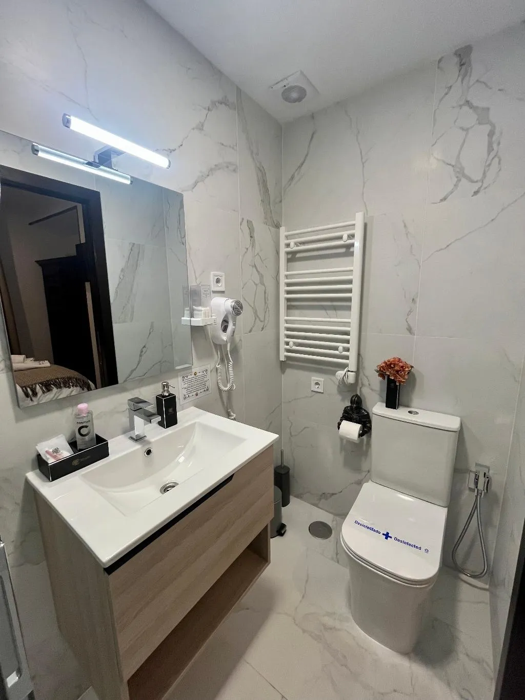 APARTMENT DELUXE TWO BEDS Room, Cason De Los Lopez Apartments, Madrid