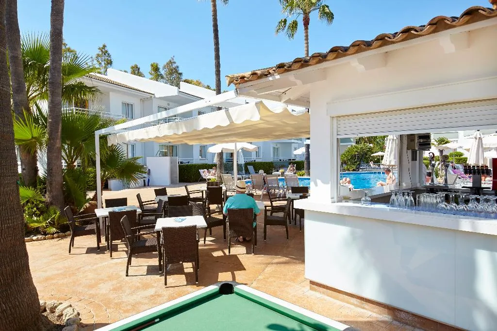 Terrace, Universal Aparthotel Elisa, Majorca
