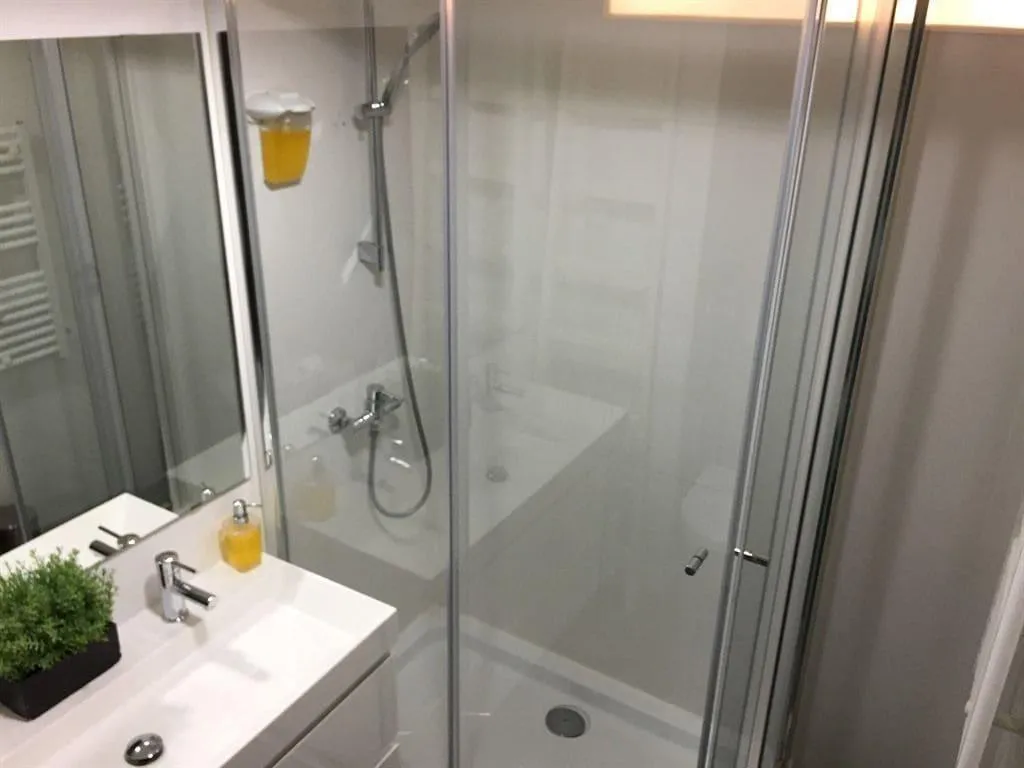 Room, Santosweethome 1, Lisbon