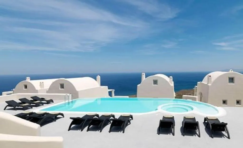 Sports and Entertainment, Dome Resort Santorin, Santorini