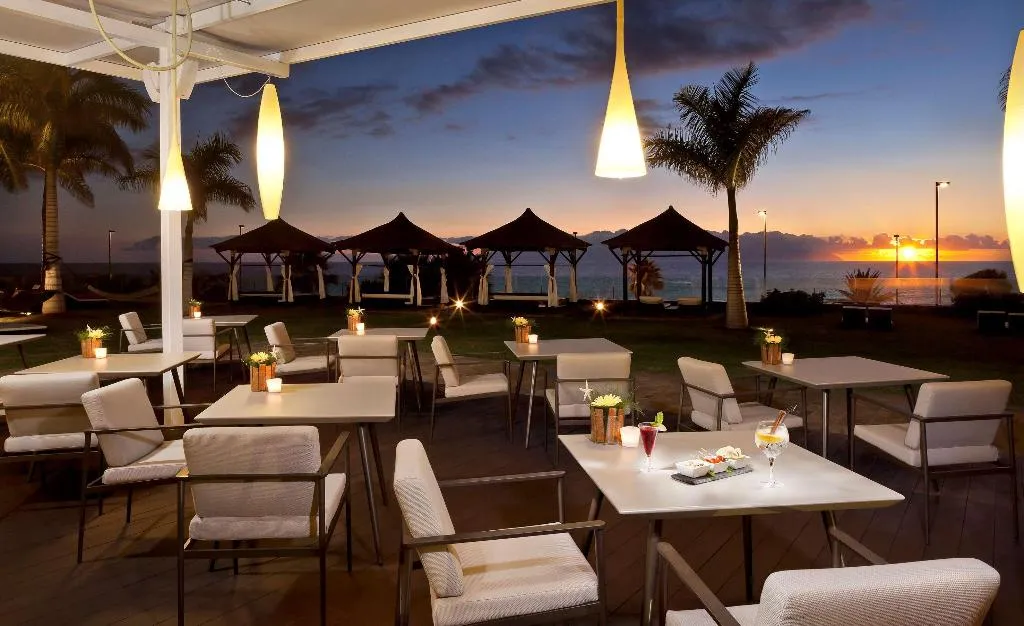 Bar, Redlevel At Melia Palacio De Isora, Tenerife