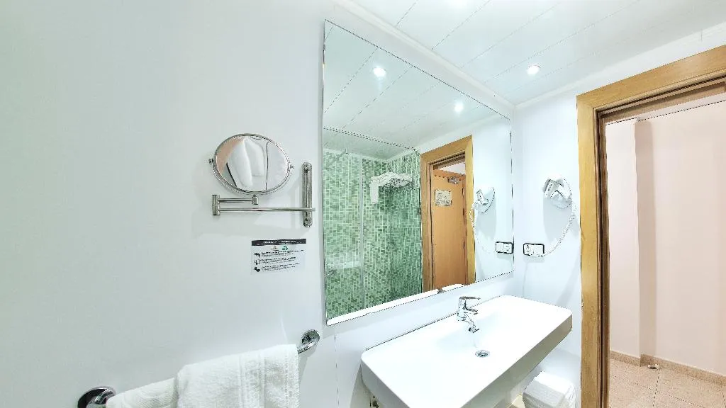 Double or Twin STANDARD Room, Prince Park Hotel, Costa Blanca