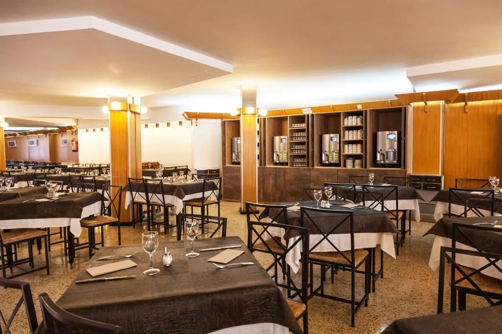 Restaurant, Xaine Park, Costa Brava