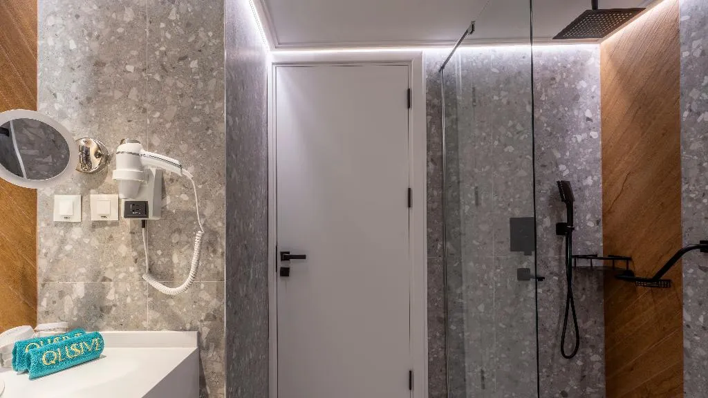 DOUBLE SINGLE USE POOL VIEW Room, Qlusive Hotel, Izmir