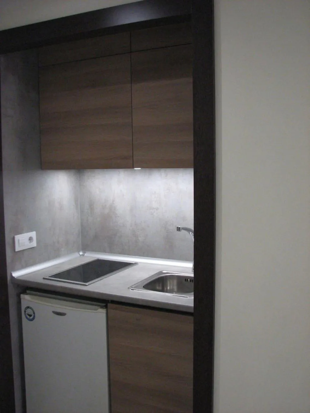 TRIPLE WITH DOUBLE BED Room, Apartamentos Recoletos, Madrid