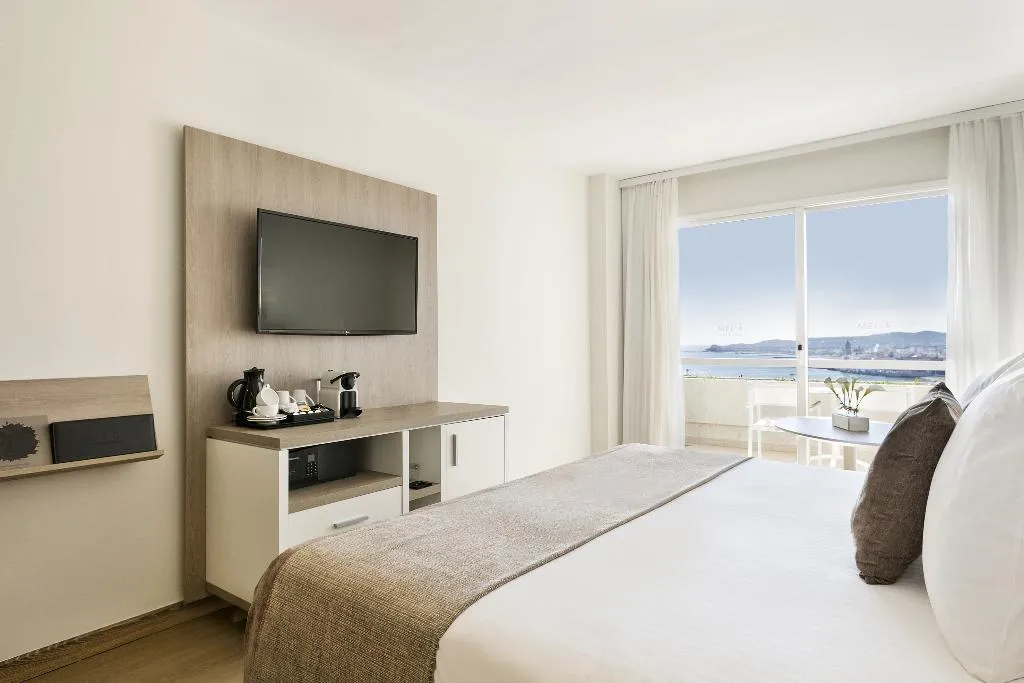DOUBLE PREMIUM Room, Melia Sitges, Costa Brava