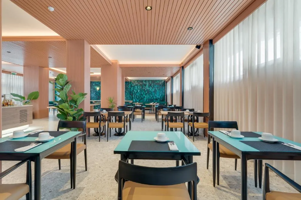 Restaurant, The Editory Garden Carmo Funchal, Madeira