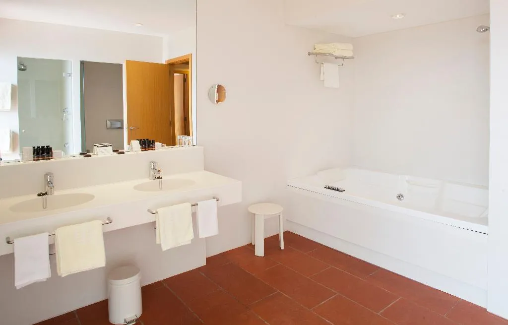 JUNIOR SUITE STANDARD Room, Almadraba Park, Costa Brava