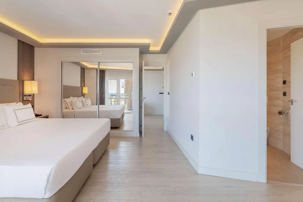 JUNIOR SUITE EXECUTIVE Room, Melia Alicante, Costa Blanca