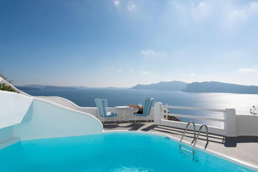 SUITE WITH PRIVATE POOL Room, Katikies Santorini - Gea House The Leading Hotels, Santorini