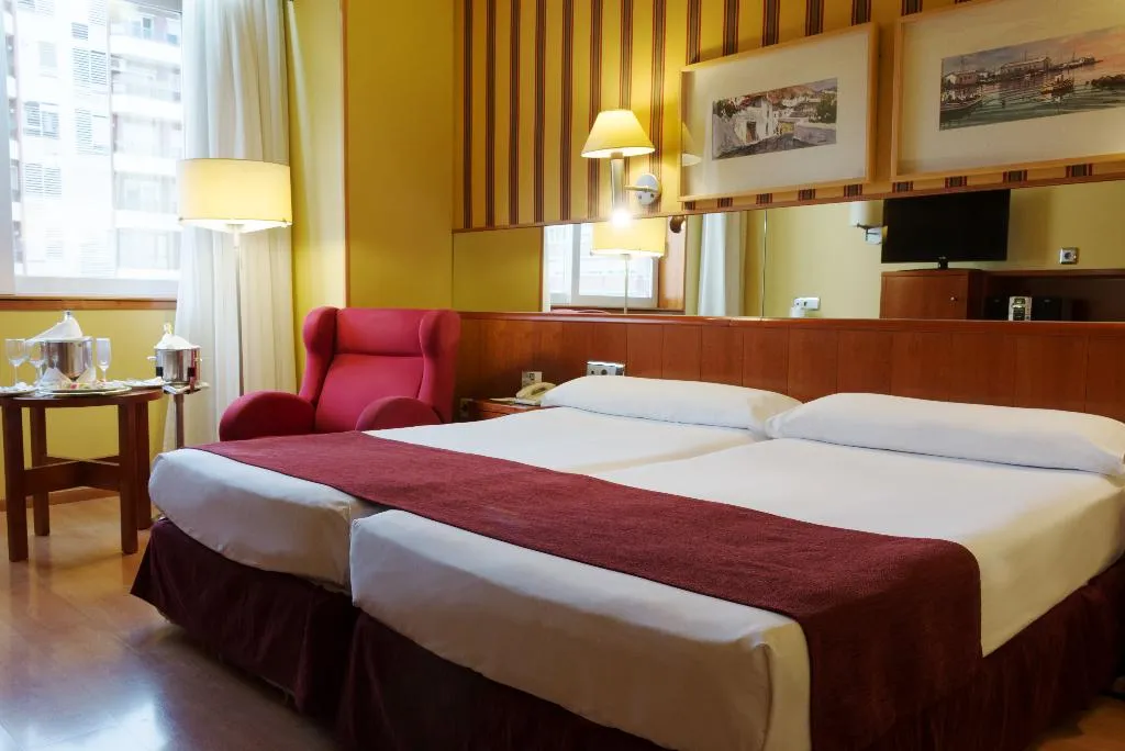 DOUBLE STANDARD Room, Ilunion Les Corts Spa, Barcelona