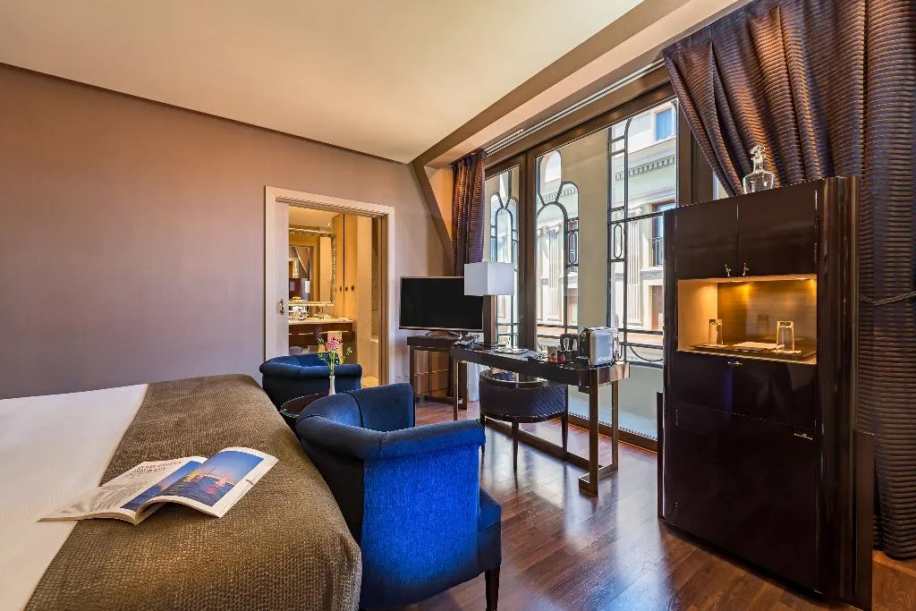 DOUBLE SUPERIOR Room, Casa Fuster, Barcelona