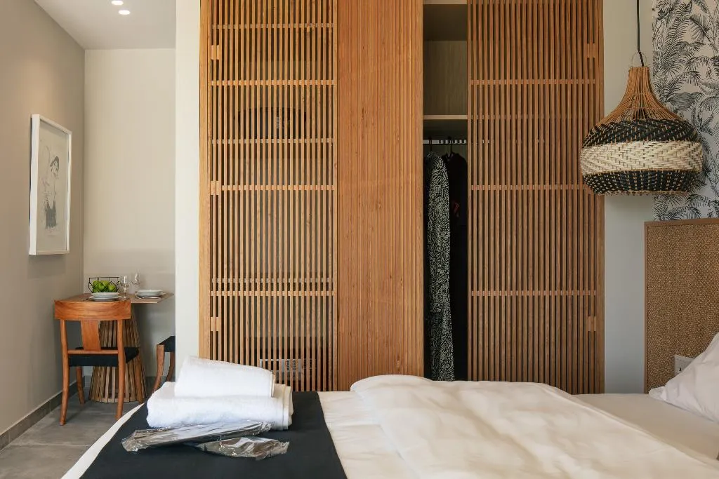 JUNIOR SUITE WITH BALCONY Room, Chapter 02 Gallery Suites, Crete