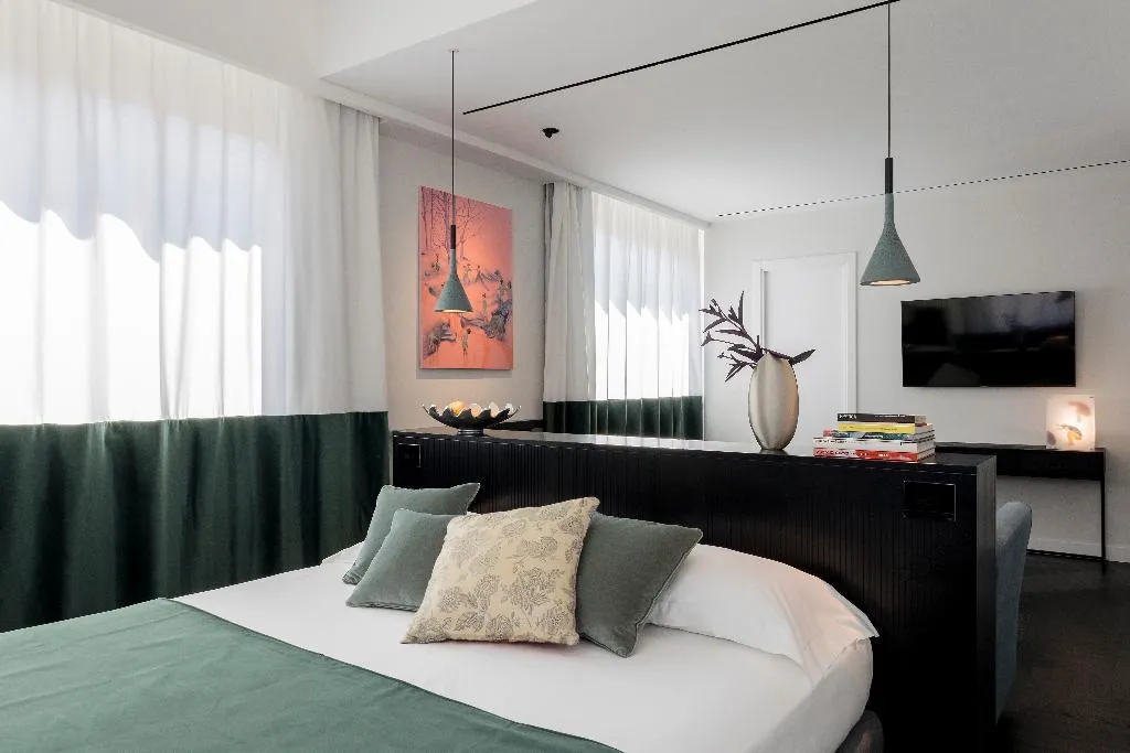 JUNIOR SUITE STANDARD Room, Plaza Opera, Palermo