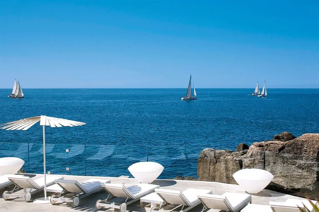 General view, Hotel Farol, Lisbon