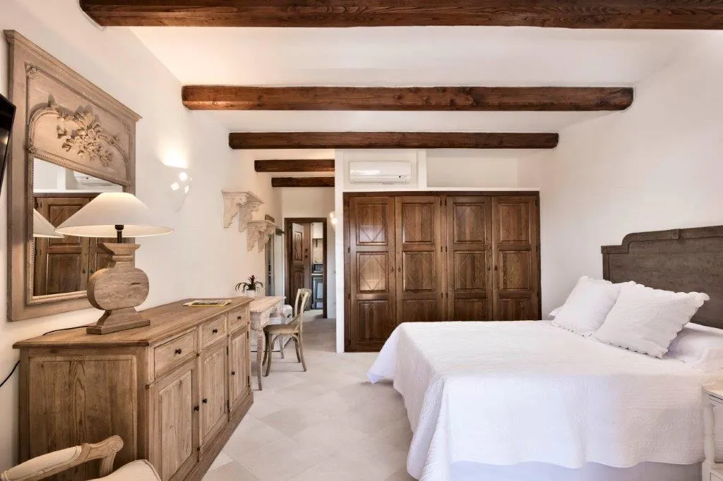 DOUBLE DELUXE Room, Relais Villa Carola, Olbia