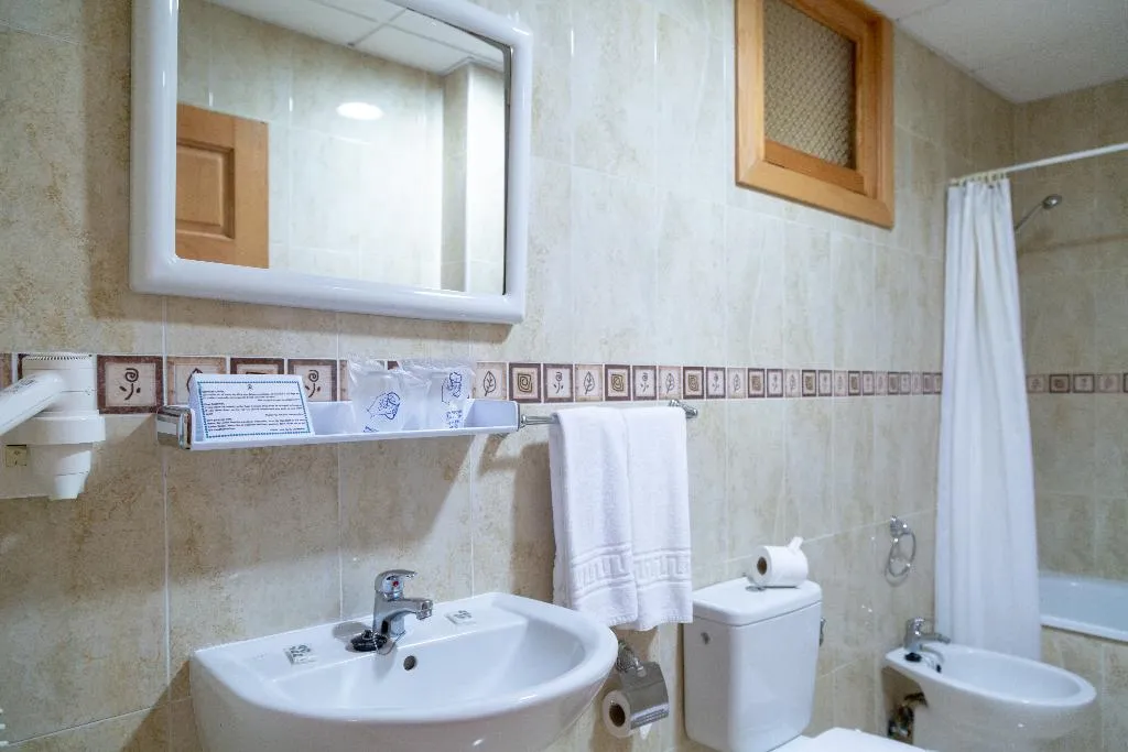 Double or Twin ECONOMY Room, Marquesa, Tenerife