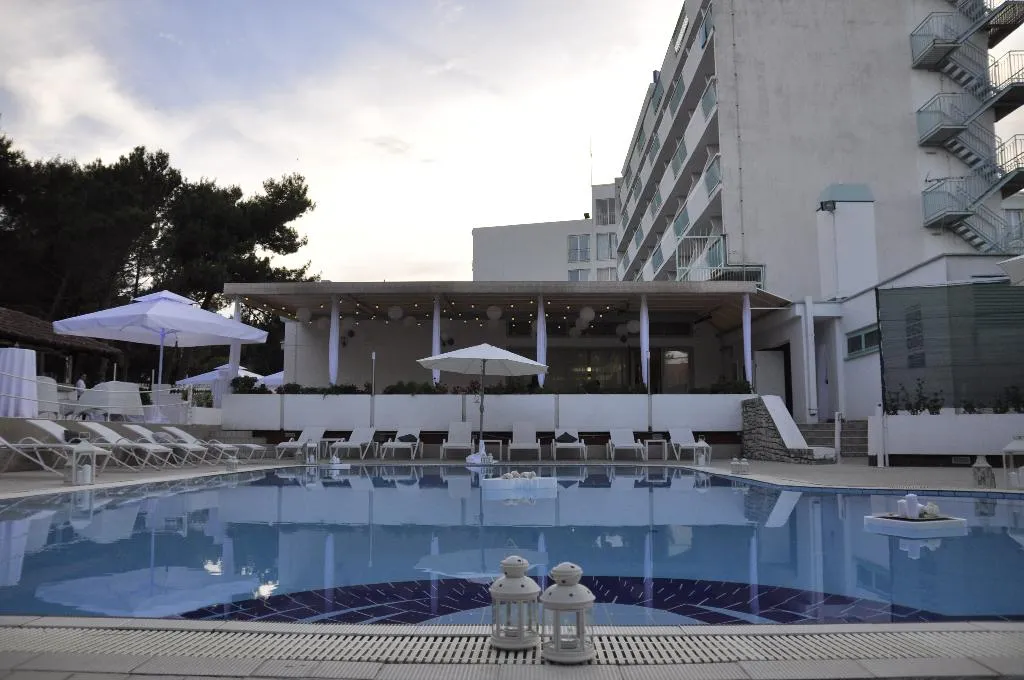 Pool, Hotel Pula, Istria