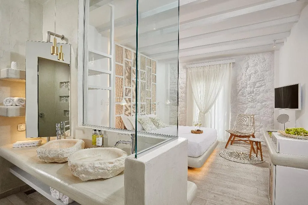SUITE PREMIUM SEA VIEW Room, Petri Suites, Santorini