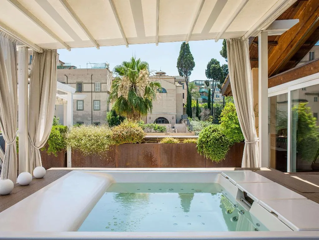 DOUBLE WITH TERRACE Room, Villa Agrippina Gran Meliá, Rome