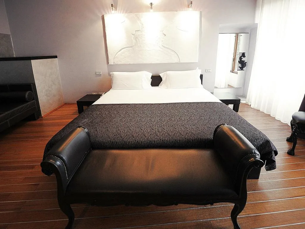 JUNIOR SUITE STANDARD Room, Borghese Palace Art Hotel, Florence