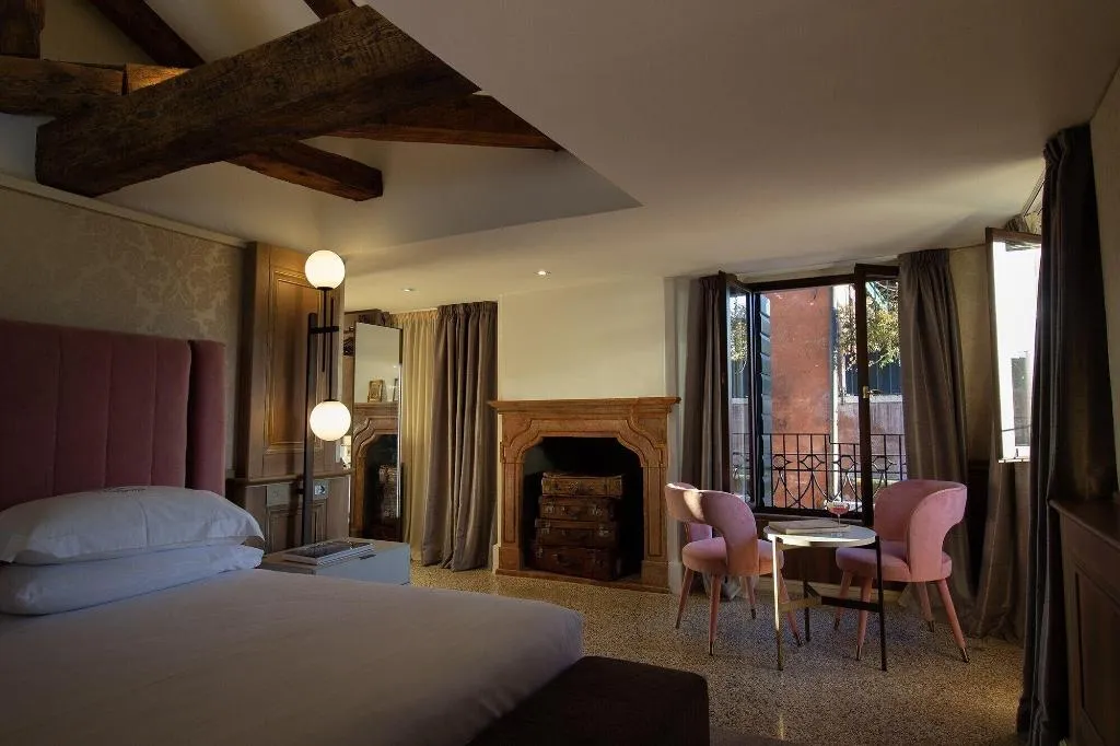 Room, Eight Hotel Venezia, Venice