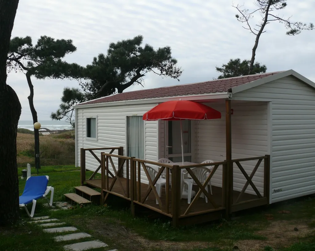 BUNGALOW CAPACITY 5 Room, Orbitur Angeiras, Porto