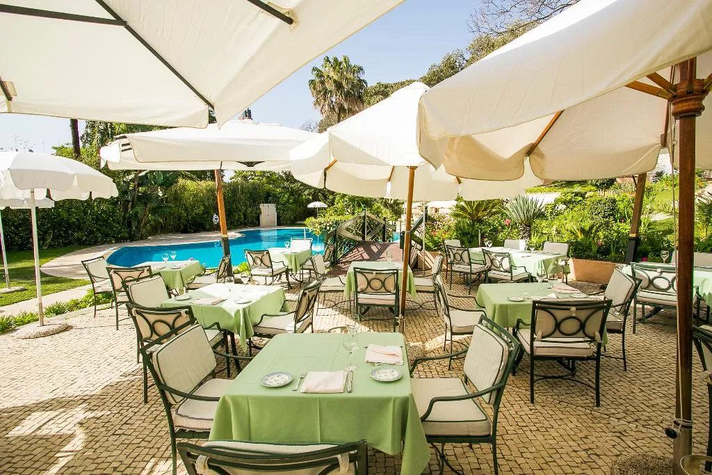 Pool, Olissippo Lapa Palace, Lisbon