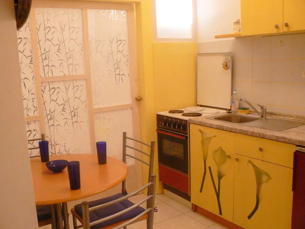 APARTMENT CAPACITY 4 Room, Apartments Zecevic, Dubrovnik