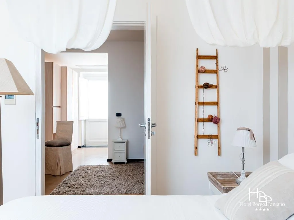JUNIOR SUITE STANDARD Room, Hotel Borgo Pantano, Catania