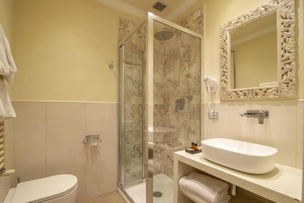 SINGLE STANDARD Room, Porta Faenza, Florence