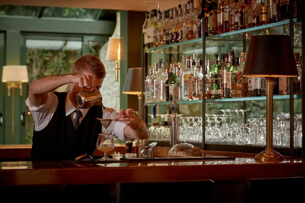 Bar, Herodion, Athens