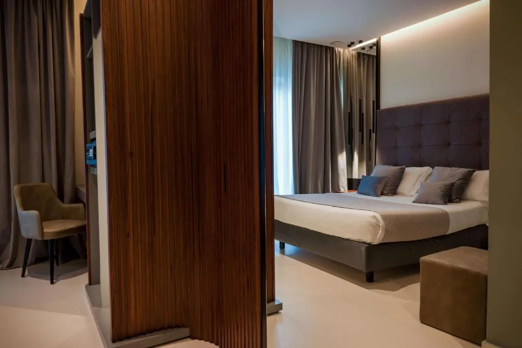 Double or Twin BUSINESS Room, Best Western Hotel Ferrari, Naples